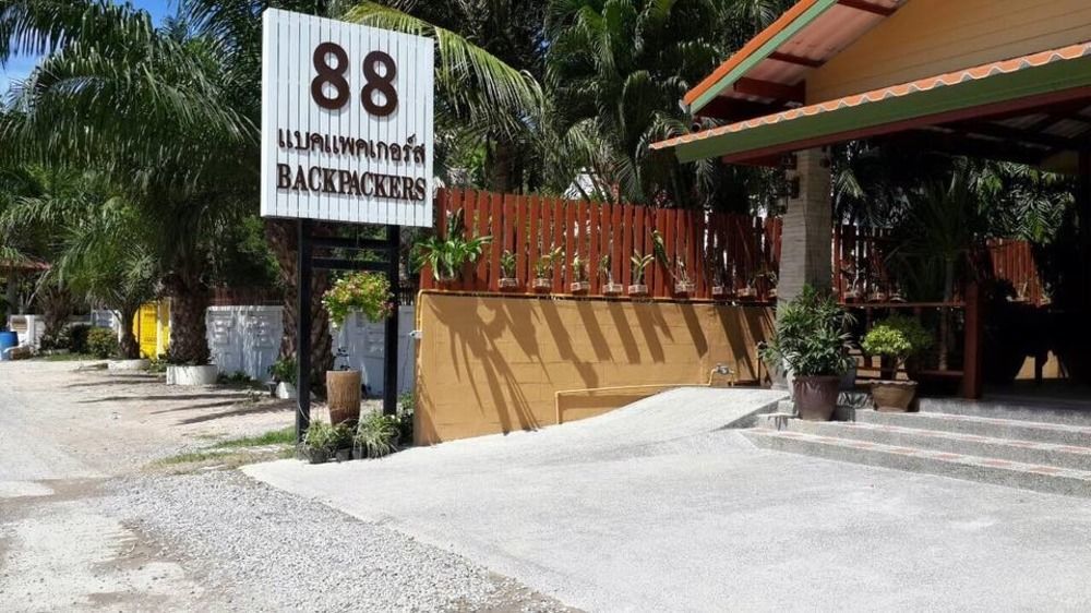 Отель 88 Backpackers Хуа Хин Экстерьер фото